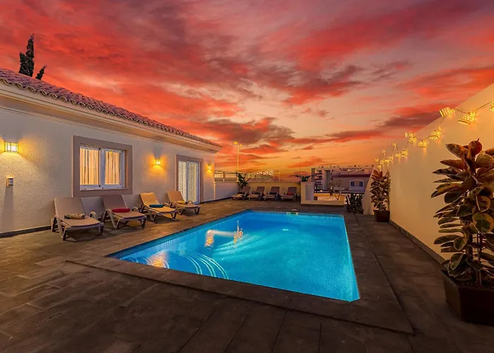 Jardin Del Sol 别墅 阿德耶