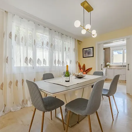 فيلة Jardin Del Sol